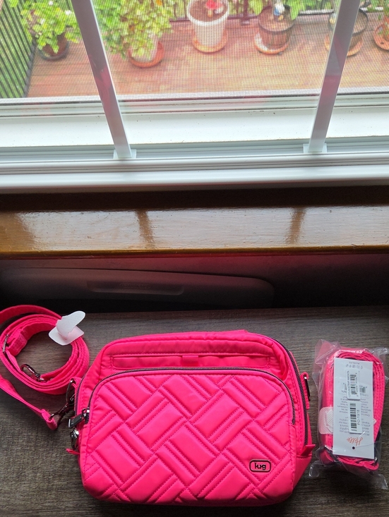 lug Handbags - LUG Quilted Crossbody Bag in Magenta
